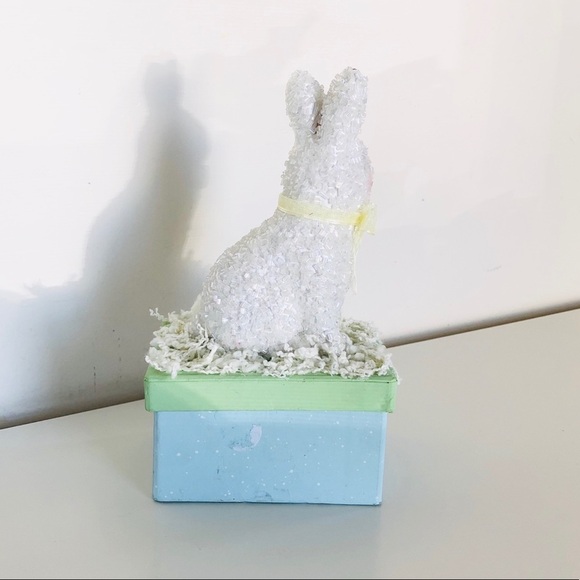 White Beaded Easter Bunny Storage/ Gift Box - Picture 9 of 10